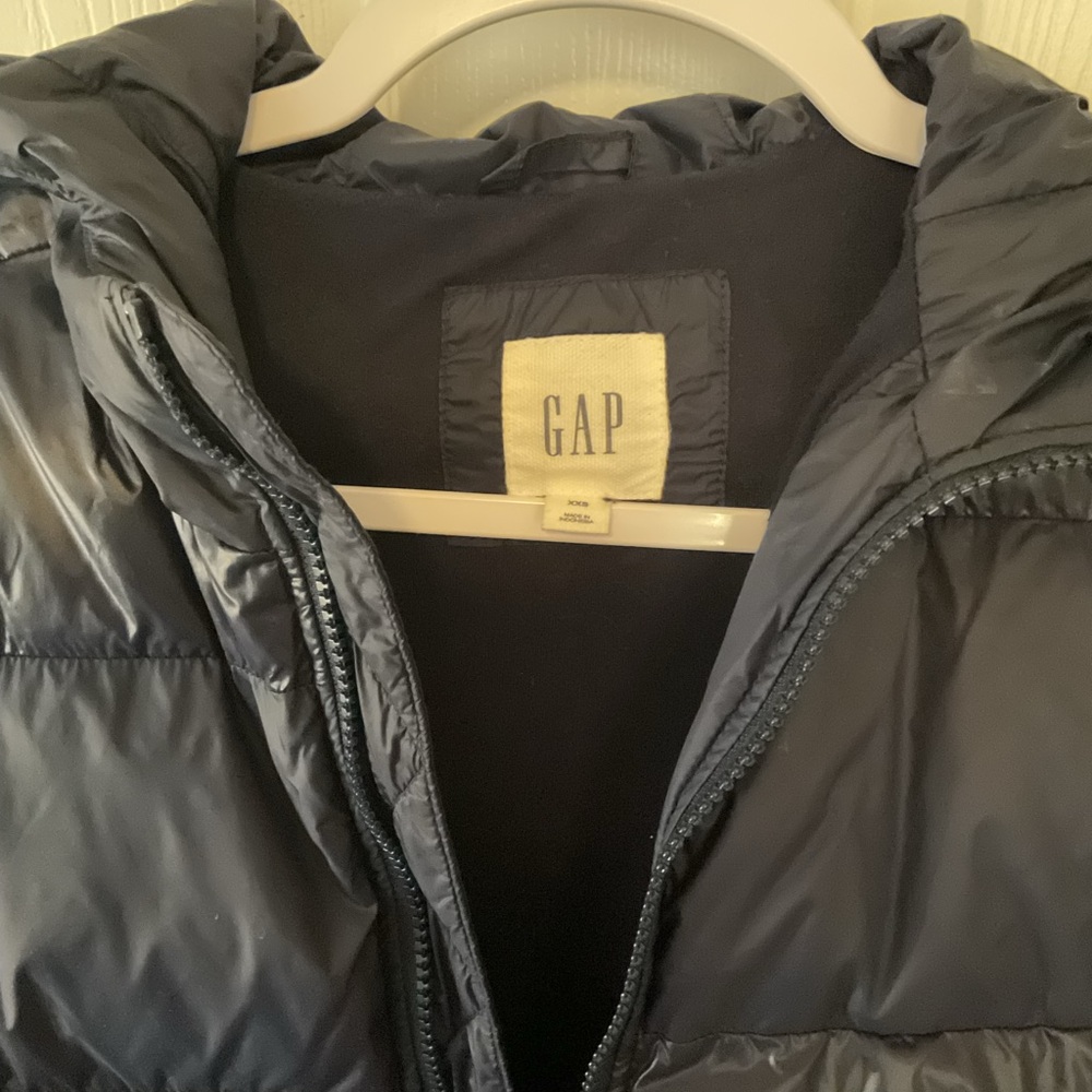 GAP Black Puffer Jacket